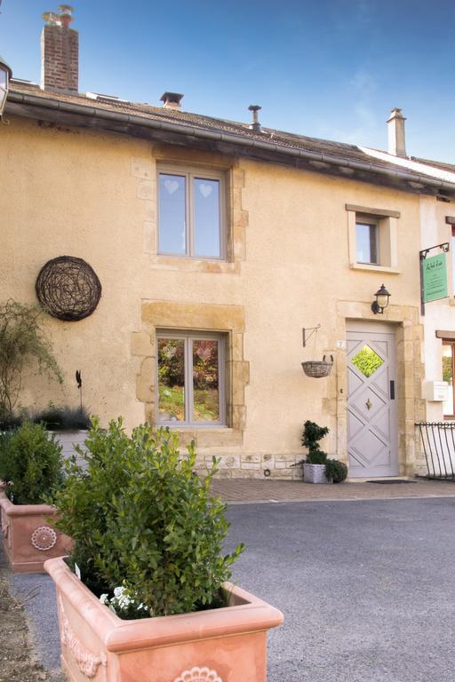 Gite Le Bol D'Air Puilly-et-Charbeaux Exterior foto